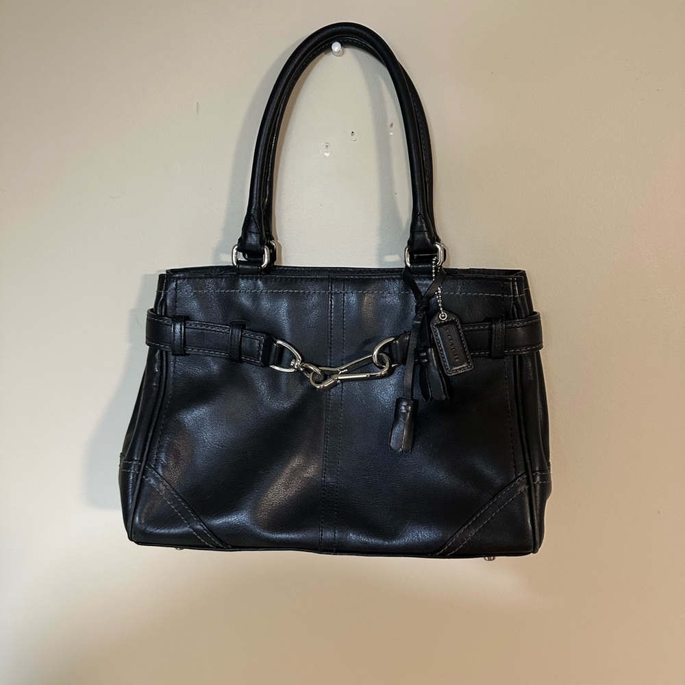 Black Coach Hamptons Bag